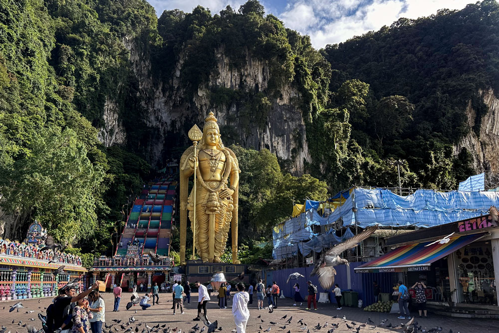 Лестница Batu Cave