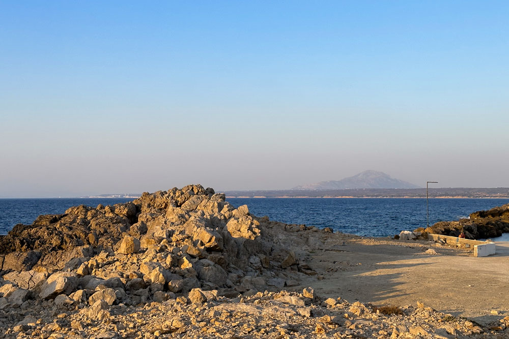 пляж Limnionas Beach