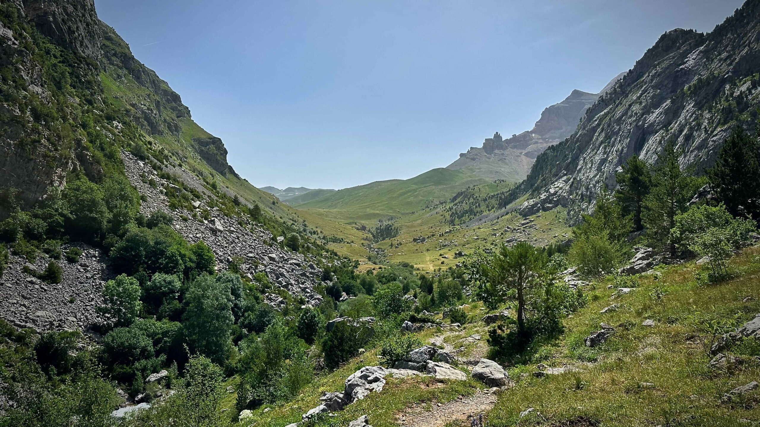Долина Изас (Valle de Izas)